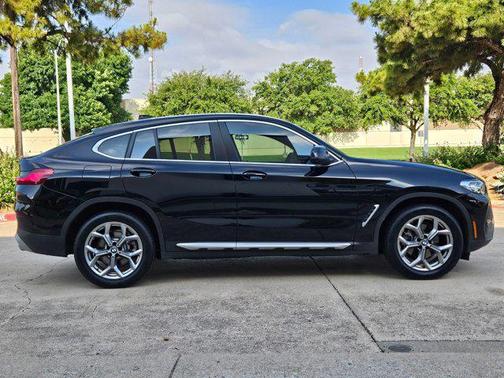 Jet Black 2023 BMW X4 xDrive30i