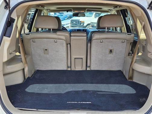 2013 Toyota Highlander SE