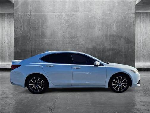 2017 Acura TLX V6 w/Advance Package