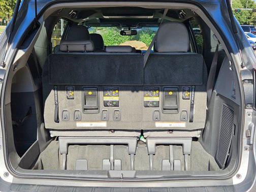 2016 Toyota Sienna XLE Premium