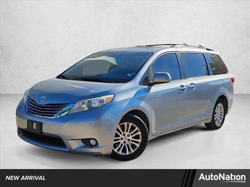 2016 Toyota Sienna XLE Premium