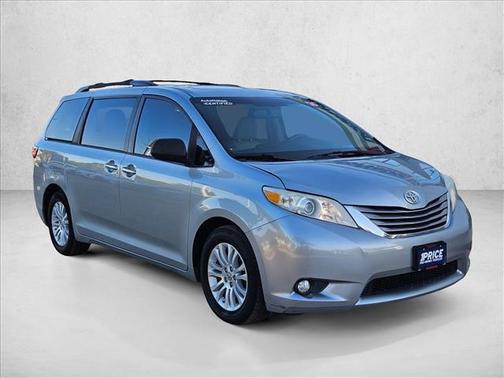 2016 Toyota Sienna XLE Premium