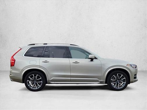 Luminous Sand Metallic 2016 Volvo XC90 T6 Momentum