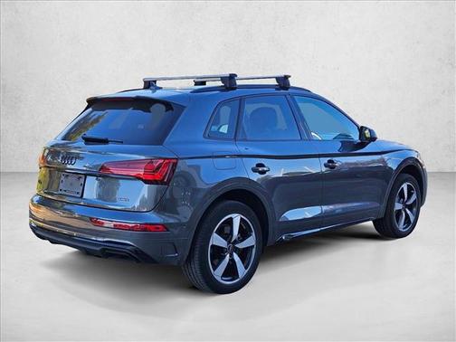 2022 Audi Q5 45 S line Premium Plus