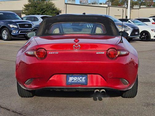 2016 Mazda MX-5 Miata Grand Touring