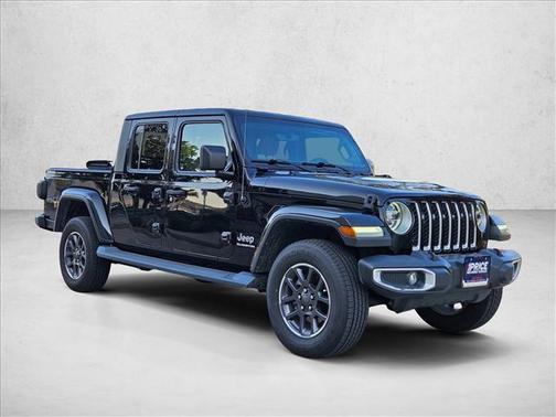 Black Clearcoat 2020 Jeep Gladiator Overland