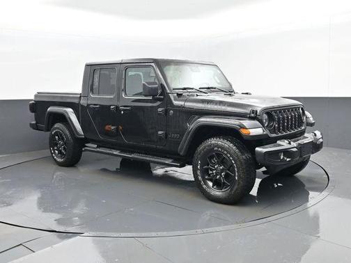 Black Clearcoat 2024 Jeep Gladiator Sport