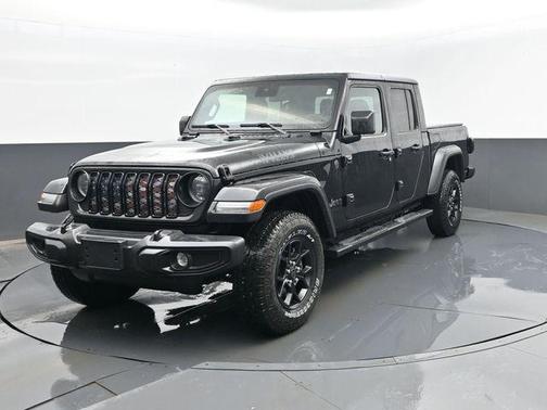 Black Clearcoat 2024 Jeep Gladiator Sport