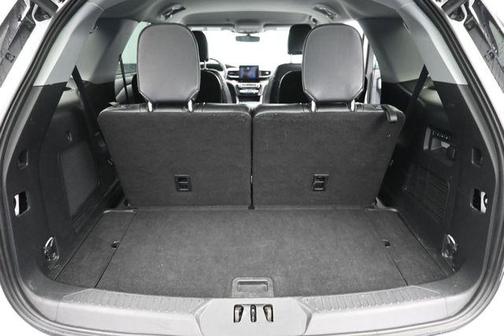 Oxford White 2023 Ford Explorer Limited