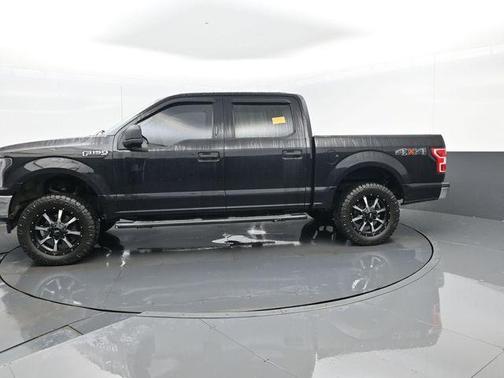Black 2019 Ford F-150 XLT