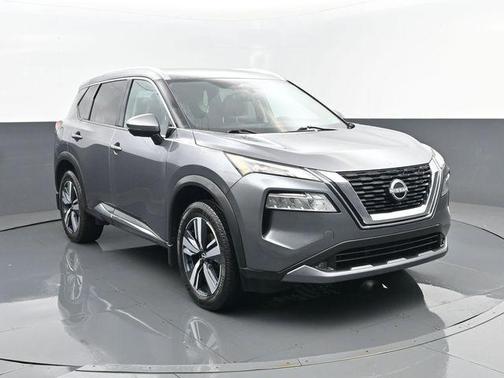 2022 Nissan Rogue SL