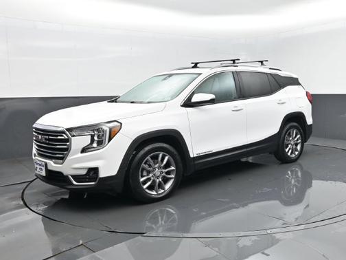 Summit White 2022 GMC Terrain SLT