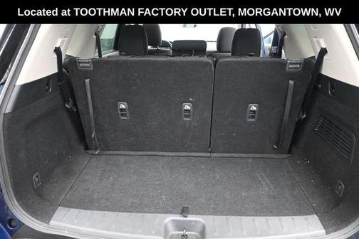 Deep Ocean Blue 2025 Nissan Pathfinder SV