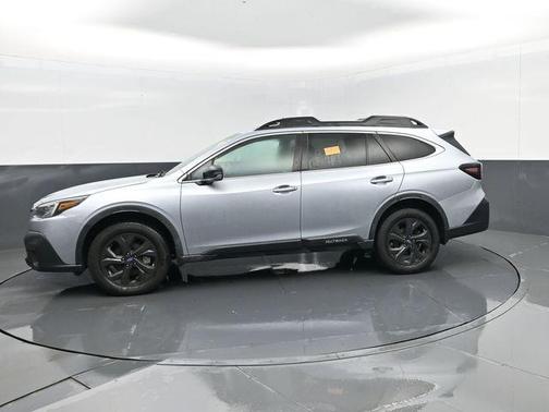 Ice Silver Metallic 2020 Subaru Outback Onyx Edition XT