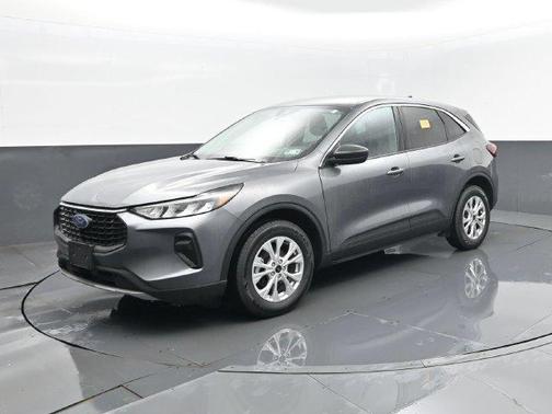 Gray Metallic 2024 Ford Escape Active