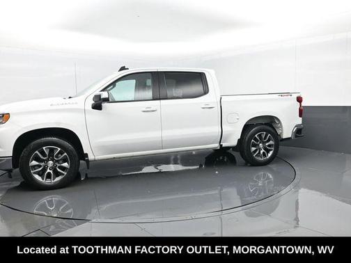 Summit White 2024 Chevrolet Silverado 1500 LT