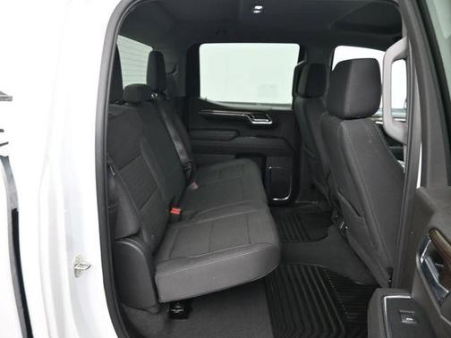 Summit White 2024 Chevrolet Silverado 1500 LT