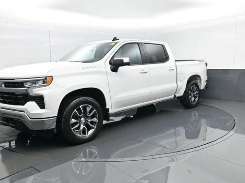 Summit White 2024 Chevrolet Silverado 1500 LT