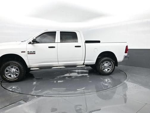 Bright White Clearcoat 2018 RAM 2500 Tradesman
