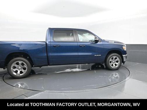 Patriot Blue Pearlcoat 2022 RAM 1500 Big Horn