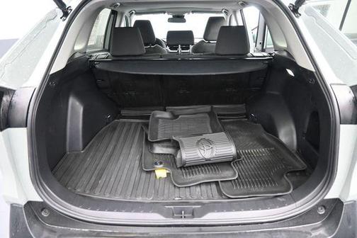 Lunar 2022 Toyota RAV4 XLE