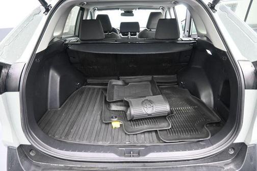 Lunar 2022 Toyota RAV4 XLE