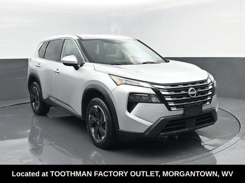 Brilliant Silver Metallic 2024 Nissan Rogue SV