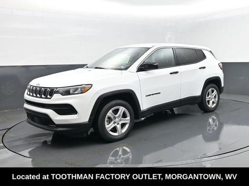 Bright White Clearcoat 2023 Jeep Compass Sport