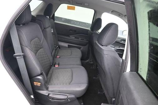 Glacier White 2025 Nissan Pathfinder SV