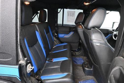 Black Clearcoat 2013 Jeep Wrangler Unlimited Sport