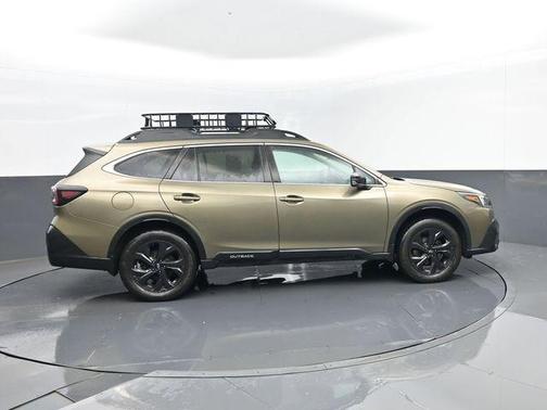 Autumn Green Metallic 2022 Subaru Outback Onyx Edition XT