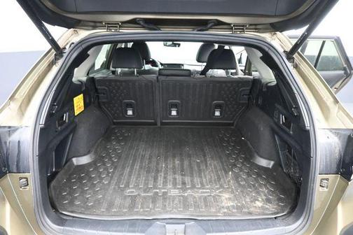 Autumn Green Metallic 2022 Subaru Outback Onyx Edition XT