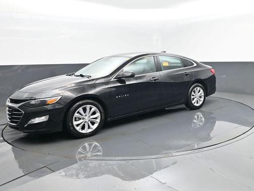 Mosaic Black Metallic 2024 Chevrolet Malibu LT