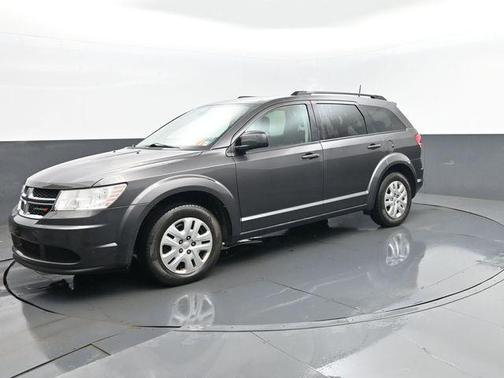 Granite Crystal Clearcoat Metallic 2019 Dodge Journey SE Value Package
