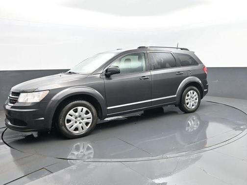 Granite Crystal Clearcoat Metallic 2019 Dodge Journey SE Value Package