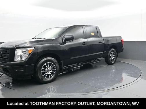 2024 Nissan Titan SV