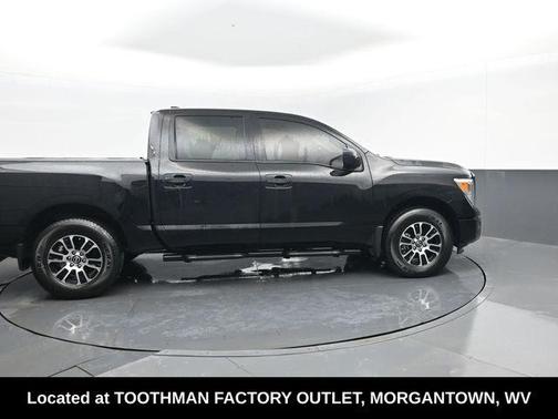 2024 Nissan Titan SV