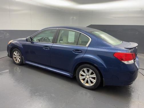 2010 Subaru Legacy 2.5i