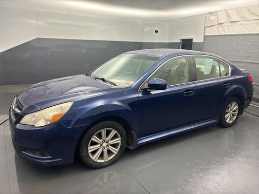 2010 Subaru Legacy 2.5i