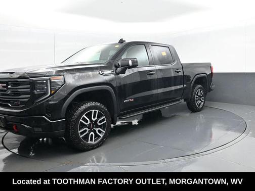 Onyx Black 2025 GMC Sierra 1500 AT4