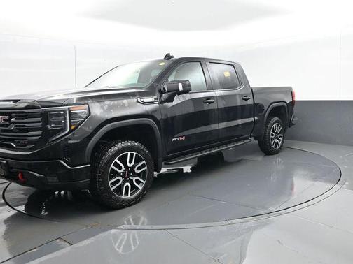 Onyx Black 2025 GMC Sierra 1500 AT4