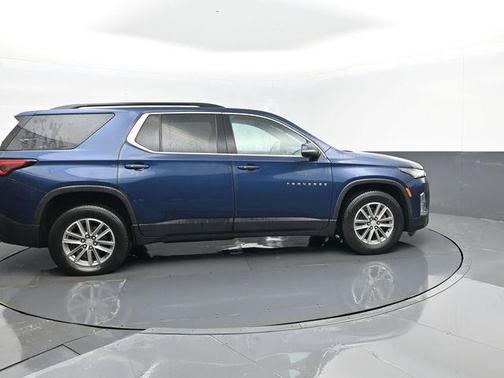 Northsky Blue Metallic 2023 Chevrolet Traverse LT Cloth