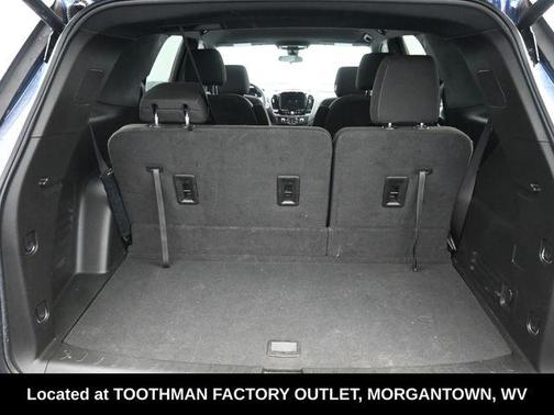 Northsky Blue Metallic 2023 Chevrolet Traverse LT Cloth