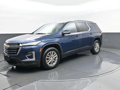 Northsky Blue Metallic 2023 Chevrolet Traverse LT Cloth