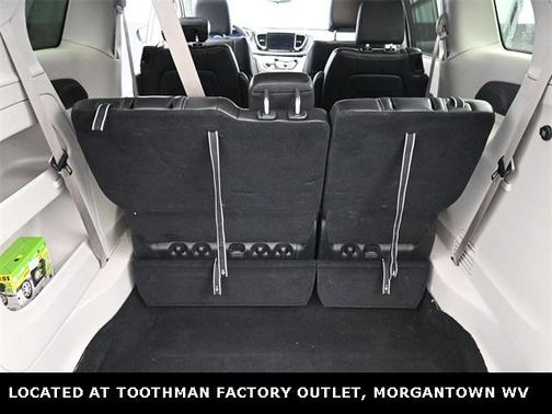 2024 Chrysler Pacifica Touring-L