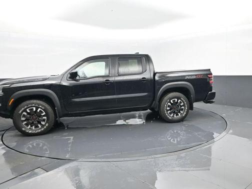 Black 2024 Nissan Frontier PRO-4X