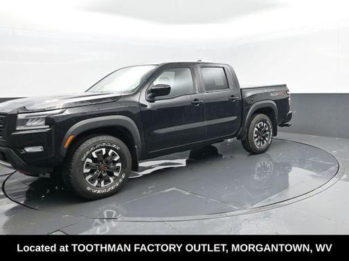 Black 2024 Nissan Frontier PRO-4X