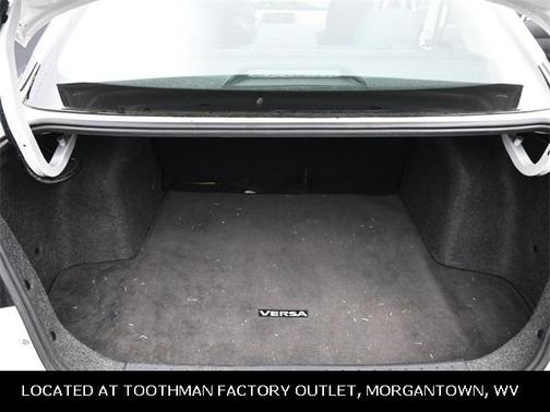 2021 Nissan Versa 1.6 SV