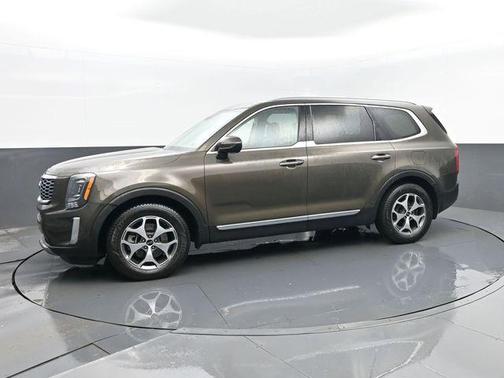 Dark Moss 2020 Kia Telluride EX