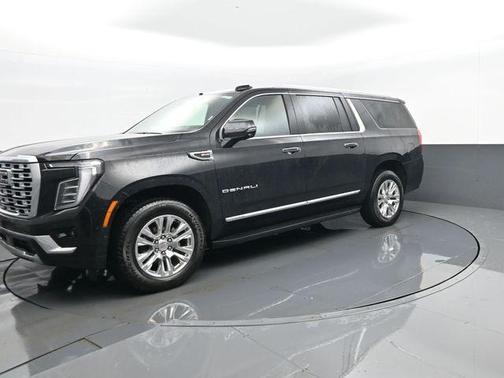 Onyx Black 2025 GMC Yukon XL Denali